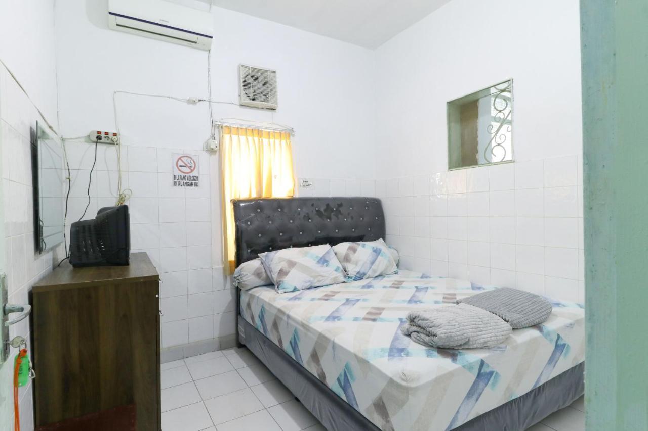 Jenggrik Emy'S Guesthouse מראה חיצוני תמונה